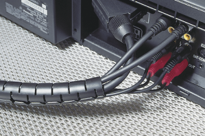 kabelorganisation-kabelsalat-angenagte-kabel-hamster-hasen-nager